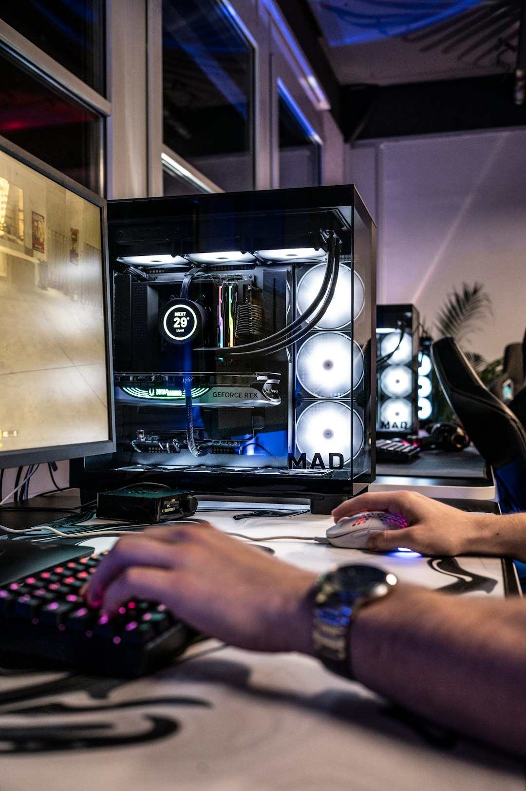 The partnership between **Mad Gaming** and **1337Camp** unites two innovative forces to enhance the gaming experience. **Mad Gaming** brings esports and tech expertise, while **1337Camp** serves as a hub for ambitious gamers and creators. Together, they plan events, workshops, and tournaments for both pros and emerging talent, driving creativity and growth in the community.